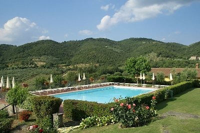 Quaint Holiday Home in Cortona with Swimming...
