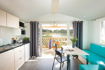 Strandlodge mit Seeblick in Ravels