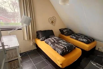 Ferienhaus am Wasser mit Steg
