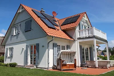 Ferienhaus in Rerik mit Schwimmbecken
