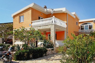 Wohnung in Vir mit Balkon oder Terrasse-ehema...