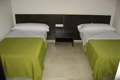 Appartement in L'Escala met terras