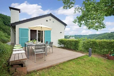 Ferienhaus in Malberg mit Schwimmbecken