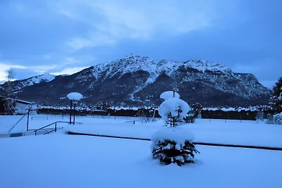 Vakantieappartement in Krün met zwembad