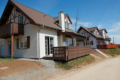 Villa in der Nähe des Stausees mit Kamin