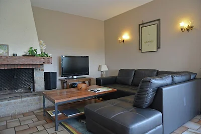 Schöne Villa mit Pool und Jacuzzi in...