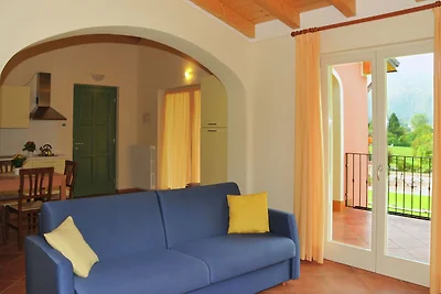 Schצne Wohnung in Idro mit Pool