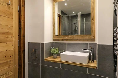 Quality Apartment close to Brevent Lift...