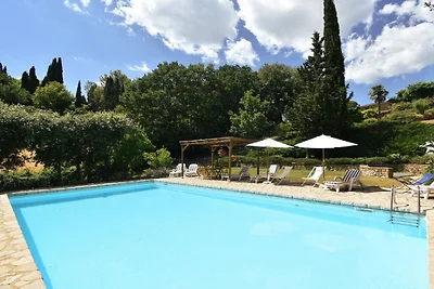 Vakantieappartement in Siena met zwembad