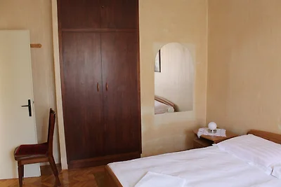 Apartment Antica - Three Bedroom Apartment wi...