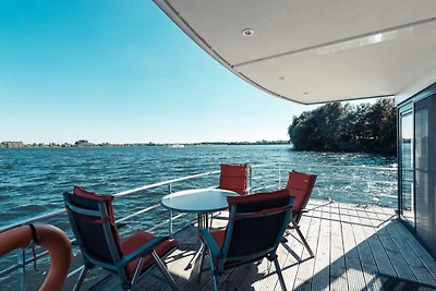 Hausboot in Xanten mit Schwimmbecken