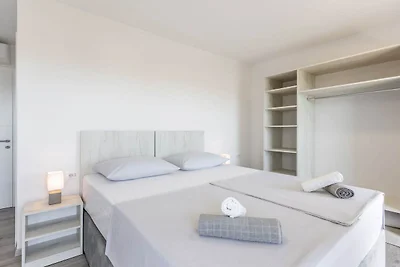 Villa Bonce - Five Bedroom Villa with Private...
