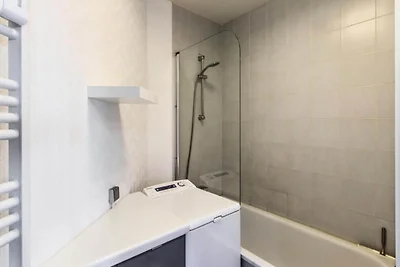 Studio drie bij vier personen zeezicht