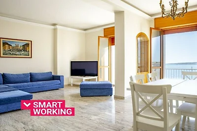 Ortigia seafront apartment