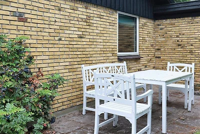 6 Personen Ferienhaus in Væggerløse-By Traum