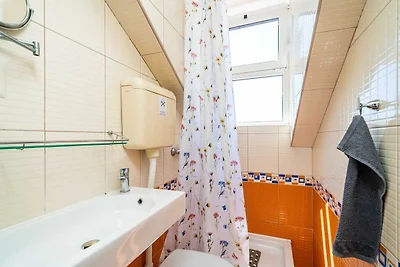 Rooms Nina - Double room with Sea View and sh...