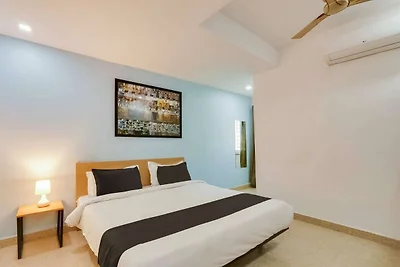 Townhouse Qualia Prime Hotel