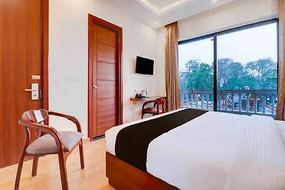 Collectie O FRI Dehradun Hotel EL Portret