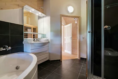 Ansprechendes Chalet mit Whirlpool