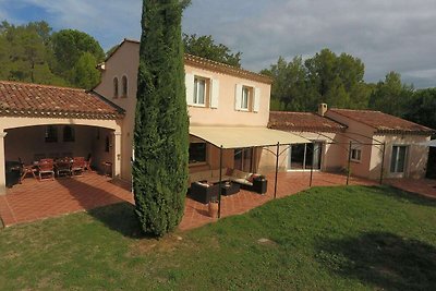 Huis in Montfort-sur-Argens met tuin