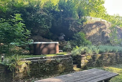 Ferienhaus am Fluss mit Spa in der Nähe von...
