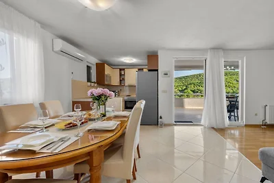 Holiday Home Marija - Three Bedroom Holiday H...