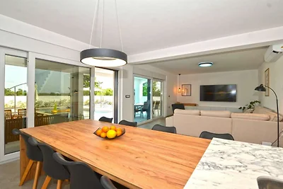 Refined and Inviting Villa in Kanfanar - Four...