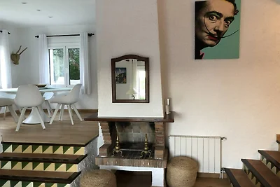 Villa in Estartit near golf course
