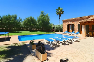 Haus in Campos mit Pool und Gartenblick