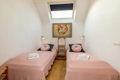 Helle Wohnung für 4 pax  nur wenige Gehminute...