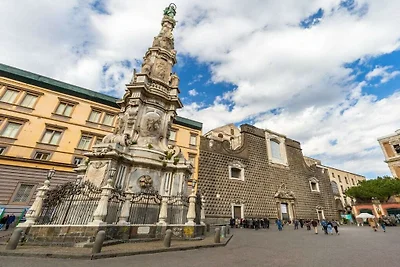 A pochi passi da Piazza del Gesù