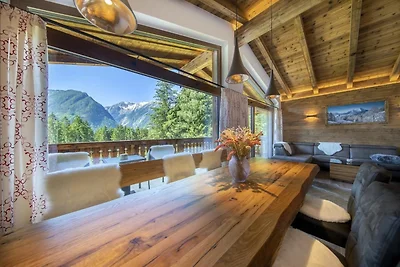 Chalet in Neukirchen bij Skilift