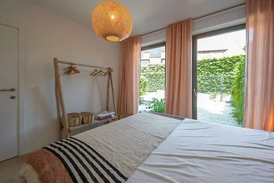 Gelijkvloers appartement met tuin