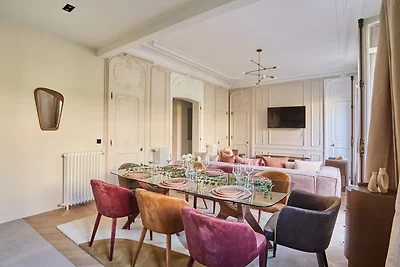 Neue und außergewöhnliche Wohnung...