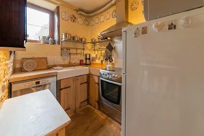 Casa vacanze a Tinlot vicino alla foresta