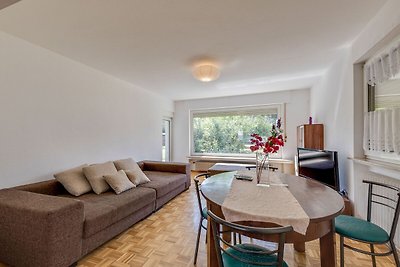 Schöne Ferienwohnung in Fuldabrück mit Garten