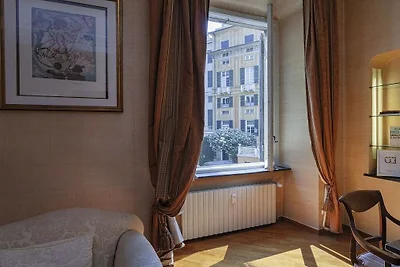 La finestra sul cortile di Via Roma