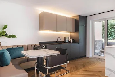 Moderno appartamento a Merano con doccia...