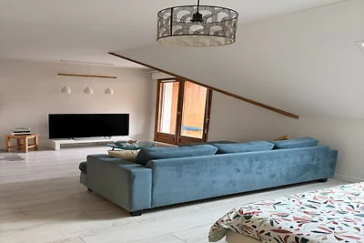 Ruhige Eleganz in der Nähe des Annecy-Sees...