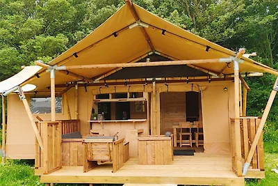 Bella tenda con bagno,vicino a un'area...