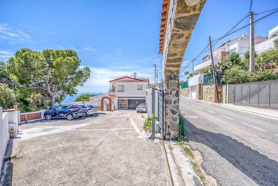 Hübsche Wohnung mit Balkon