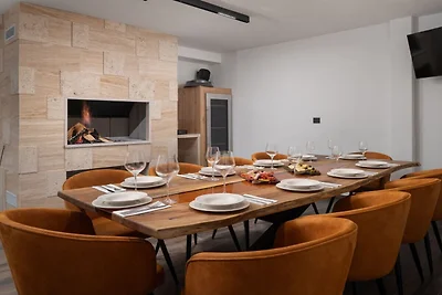 Luxury Villa Hedonia