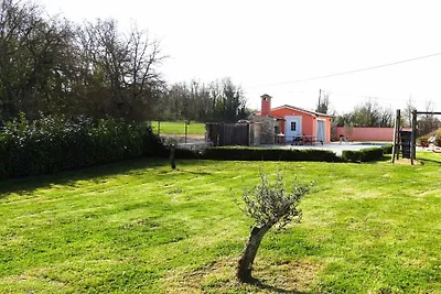 Ferienhaus in Visnjan mit Schwimmbecken