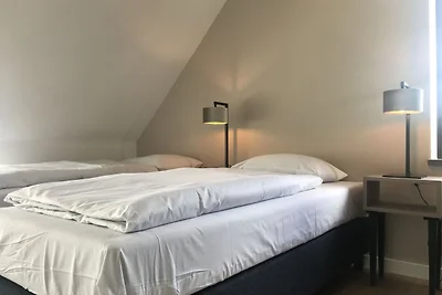 Freistehende Luxusvilla 400 m vom Meer...