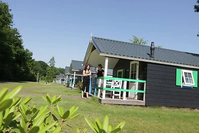 Chalet mit Geschirrspüler in natürlicher...