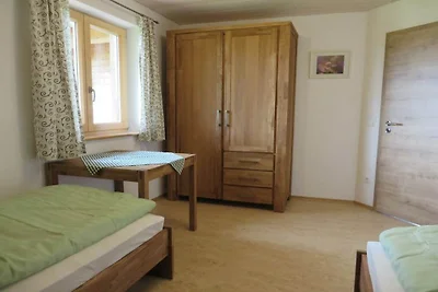 Vakantiehuis in Regen met zwembad