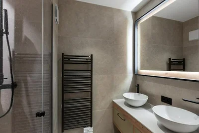 Wohnung in Meribel mit Skizugang