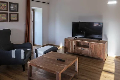 Mountain View Villa with Sauna and Hot-Tub - ...