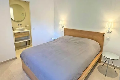 Apartment in Strandnähe mit Meerblick