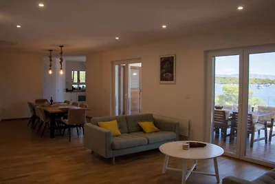 Three Bedroom Holiday Home With Balcony and S...